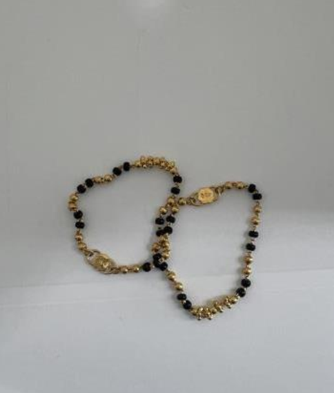 22KT GOLD PAIR OF BABY BRACELETS 6.1GM