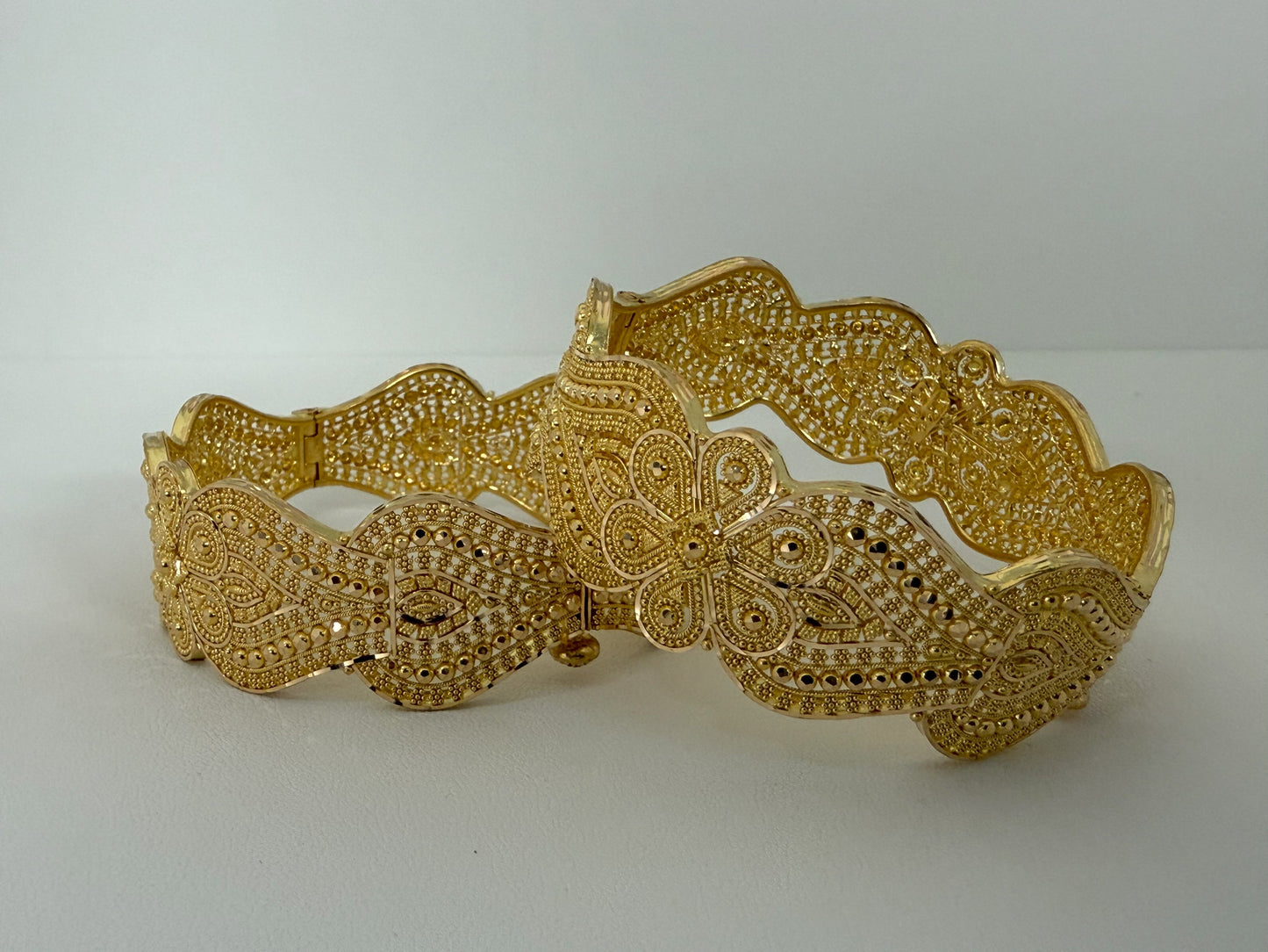 22KT GOLD BANGLE EACH 38GM