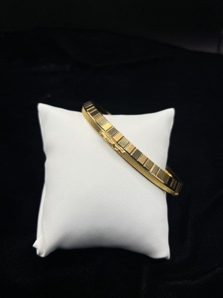 22KT GOLD BANGLE EACH 45.2 GM