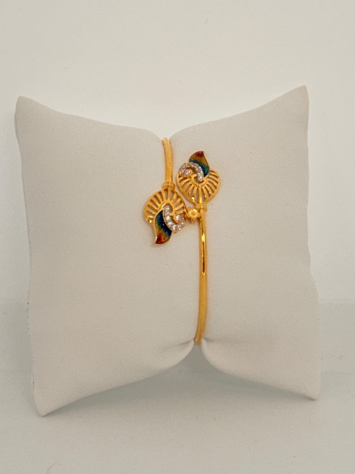 22KT GOLD BANGLE 8.2 GM