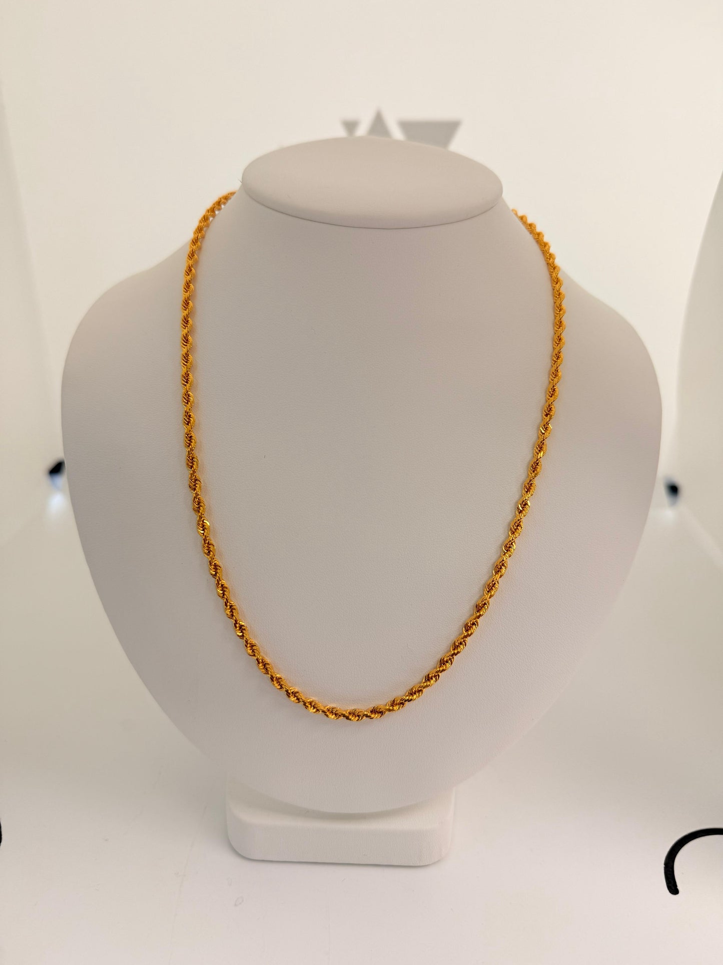 22KT GOLD CHAIN 34.7 GM