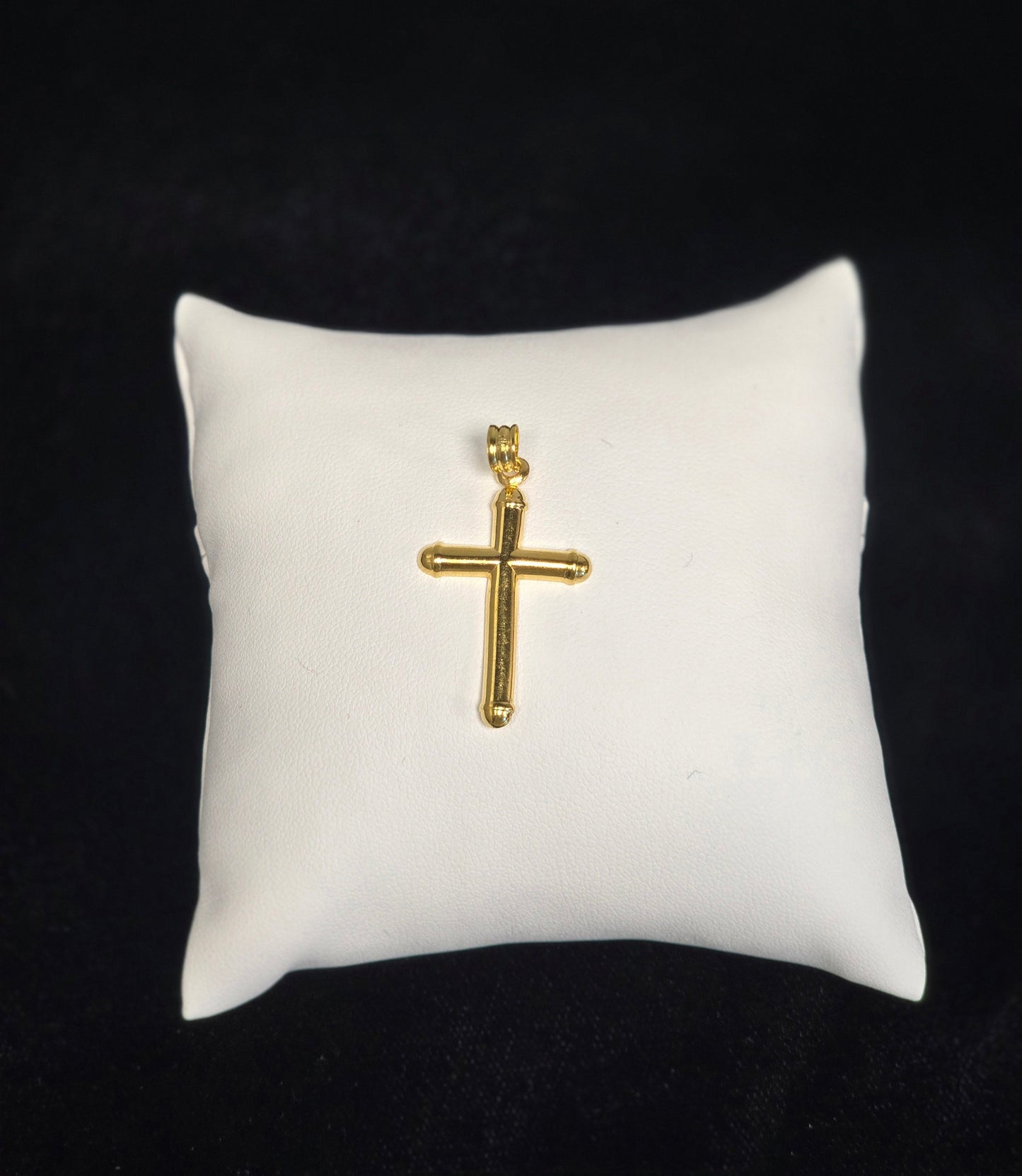 22K GOLD CHARM 0.9 GM