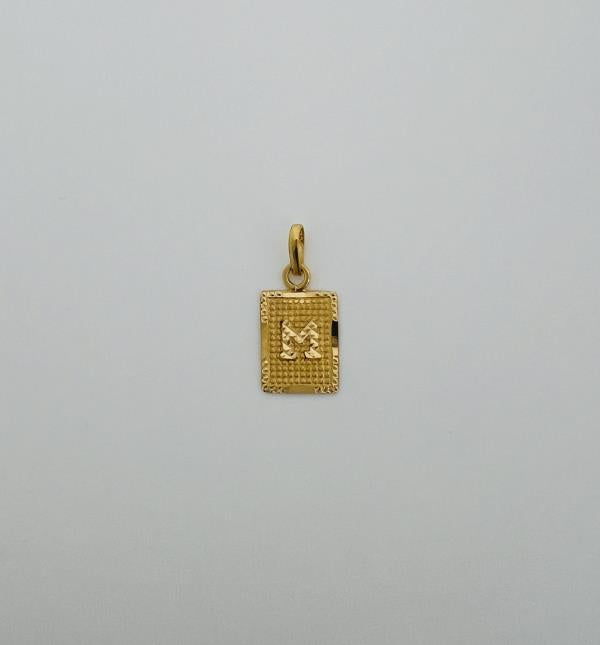 22KT GOLD M INITIAL CHARM 1.6GM