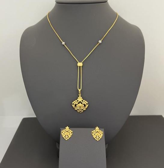 22KT GOLD COLOR STONE SET 15.3 GM