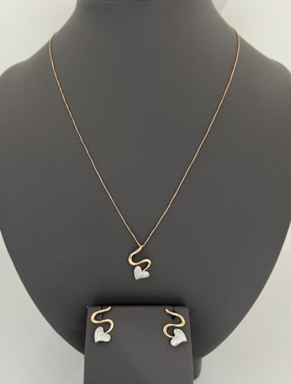 18KT DIAMOND SET PEND 0.12 CT, EARR 0.17 CT