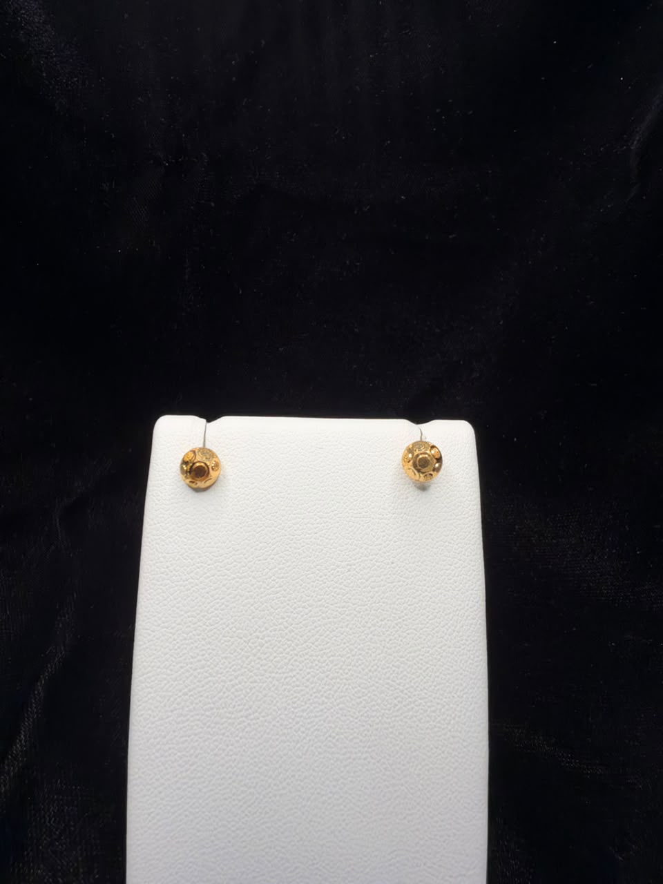 22KT Gold Textured Round Stud Earrings 2.2gm