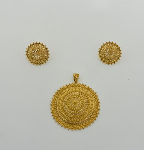 22KT GOLD EARRINGS ONLY 12.8GM