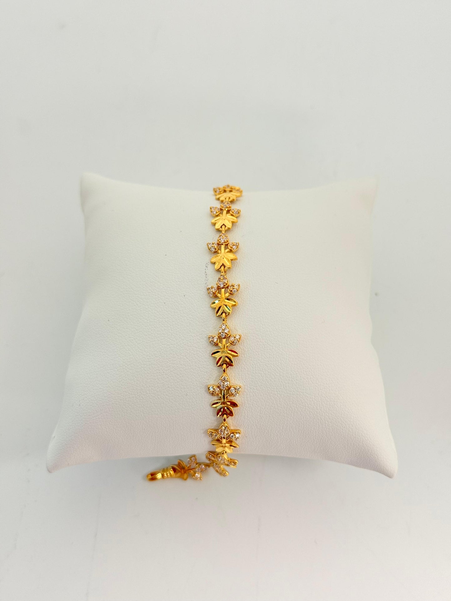 22KT LADIES BRACELET 10.9 GM