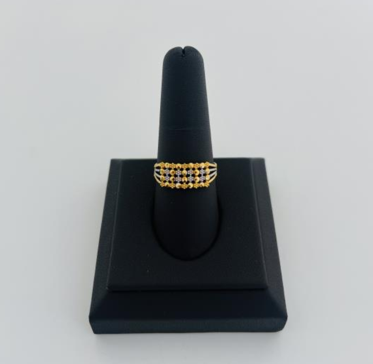 22KT GOLD LADIES RING 3.2GM