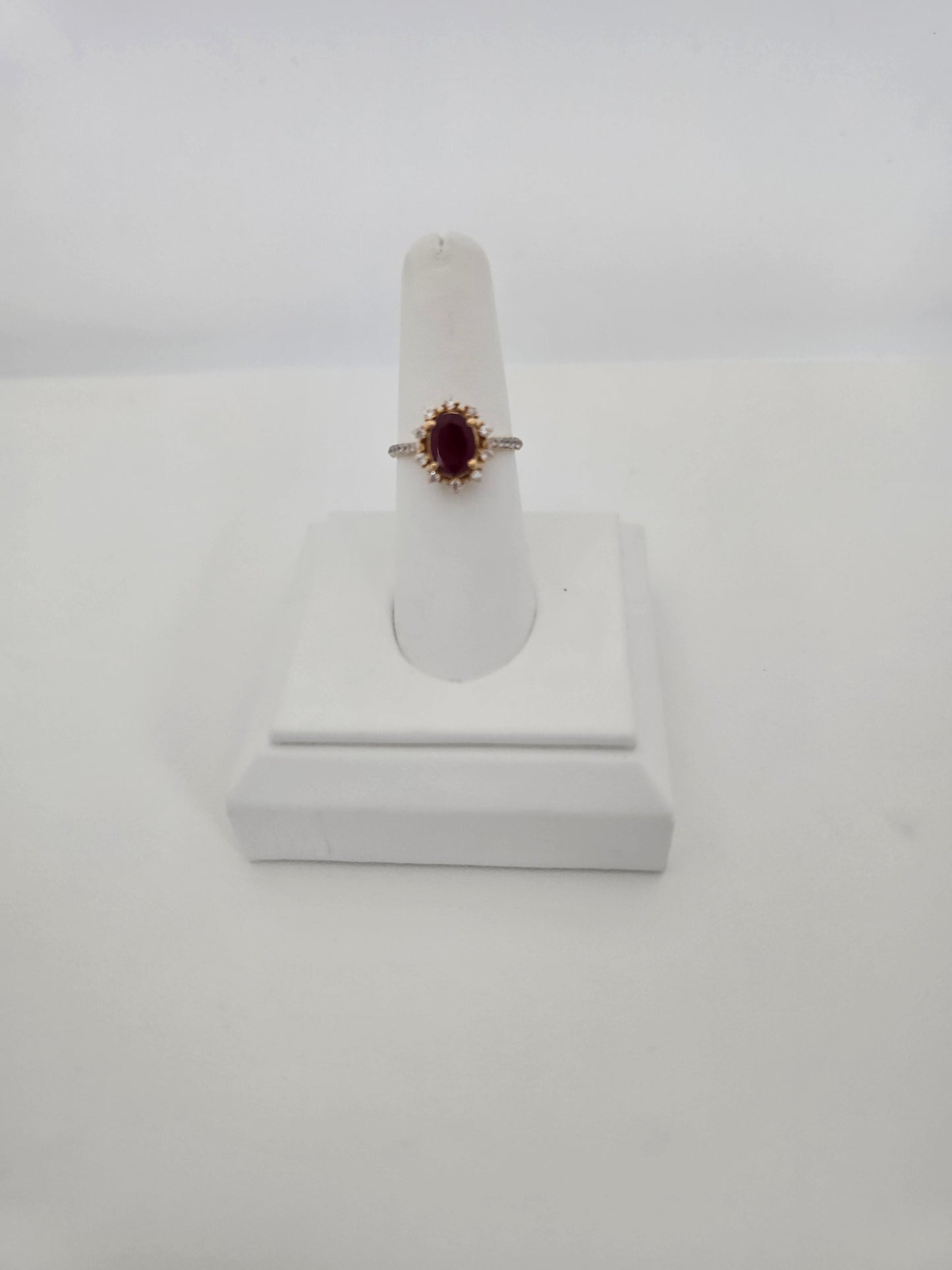 22KT GOLD RING 3.4 GM