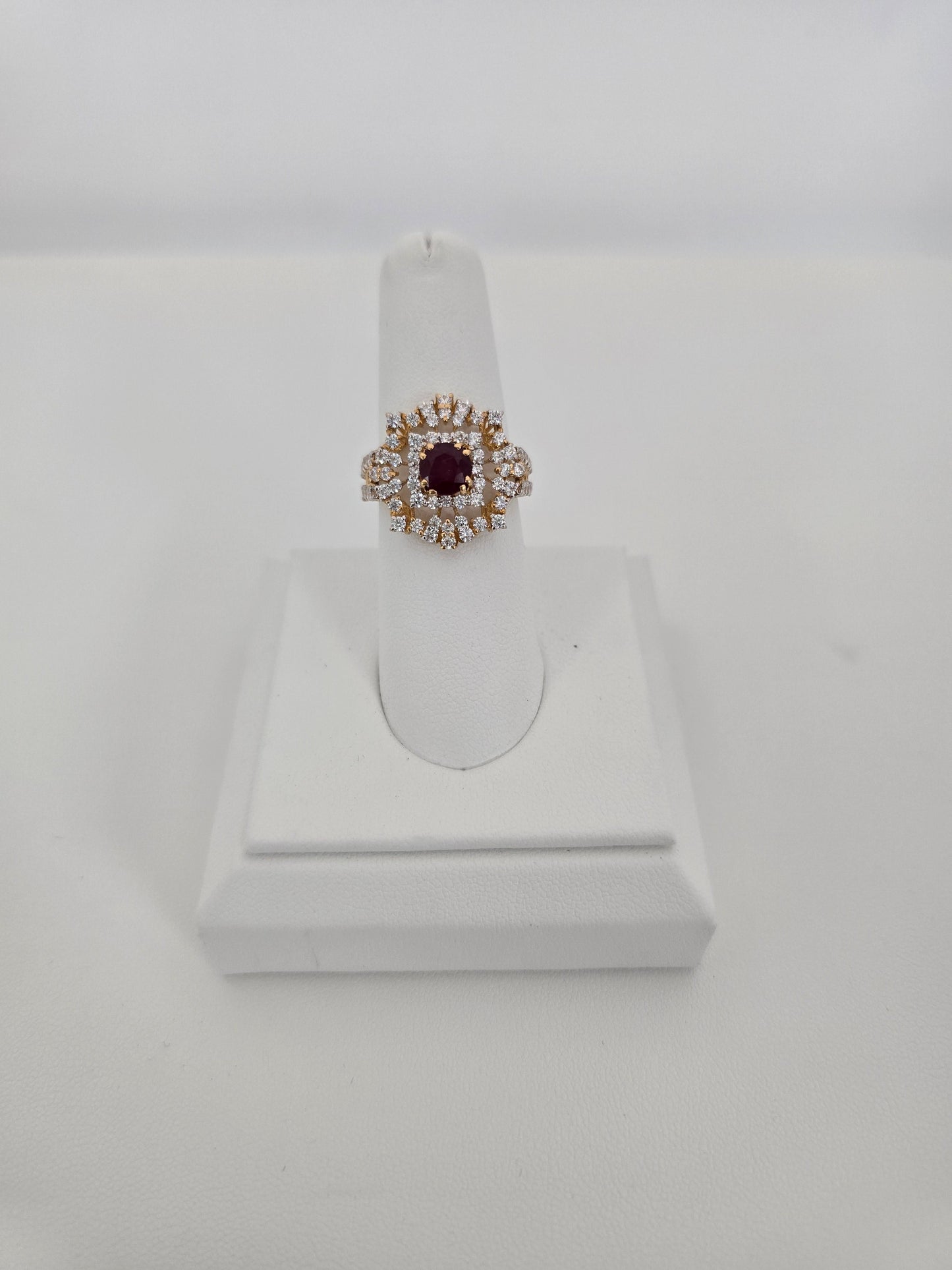 22KT GOLD RING 4.9 GM