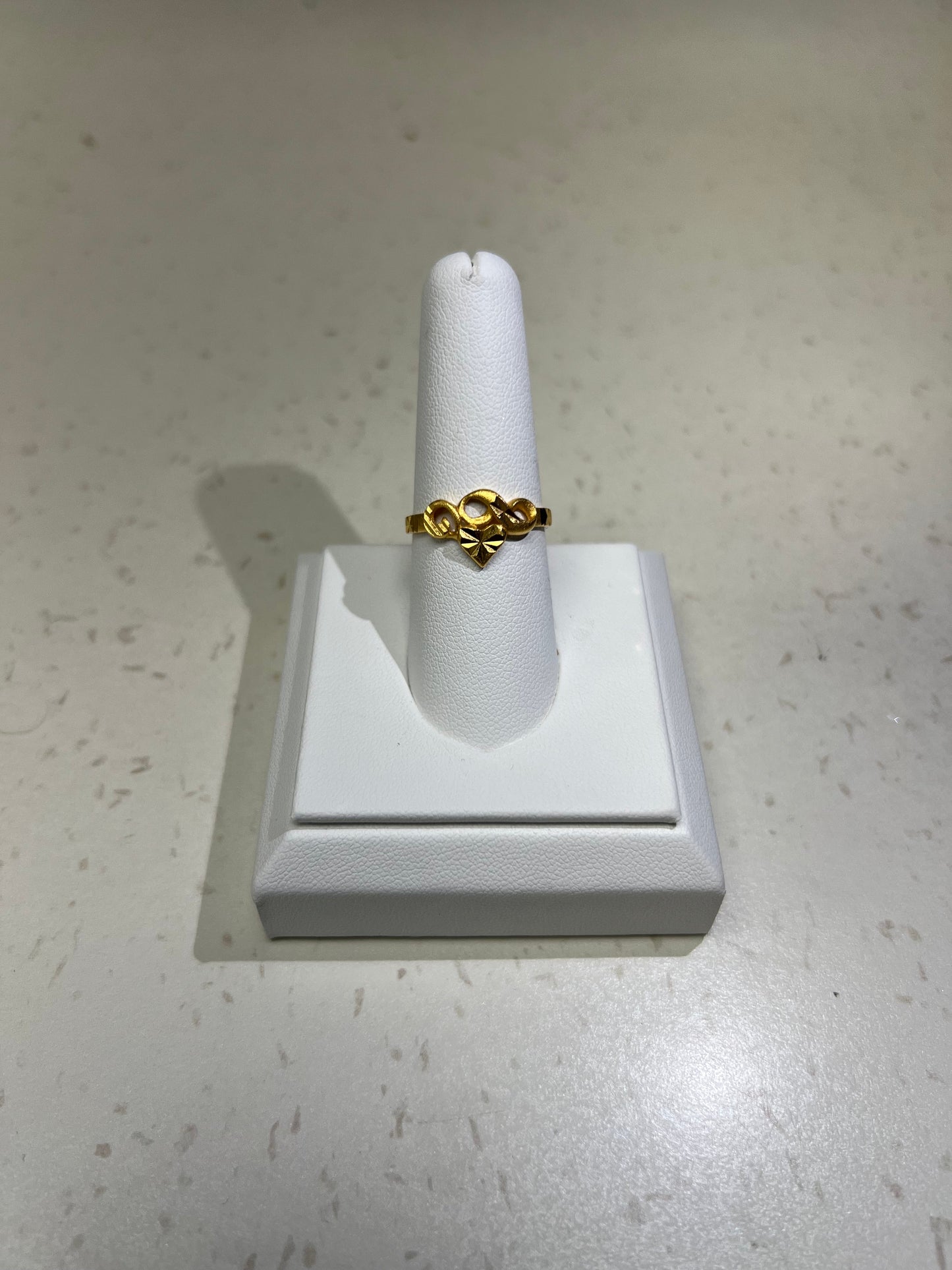 22K Ladies Ring Gold 2.2 GM