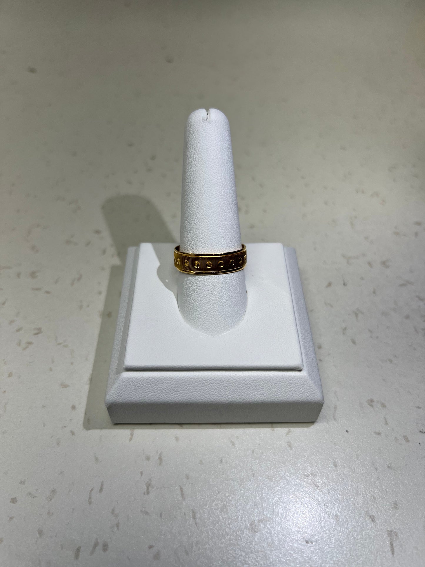 22KT GOLD MENSWEDBAND 3.4GM