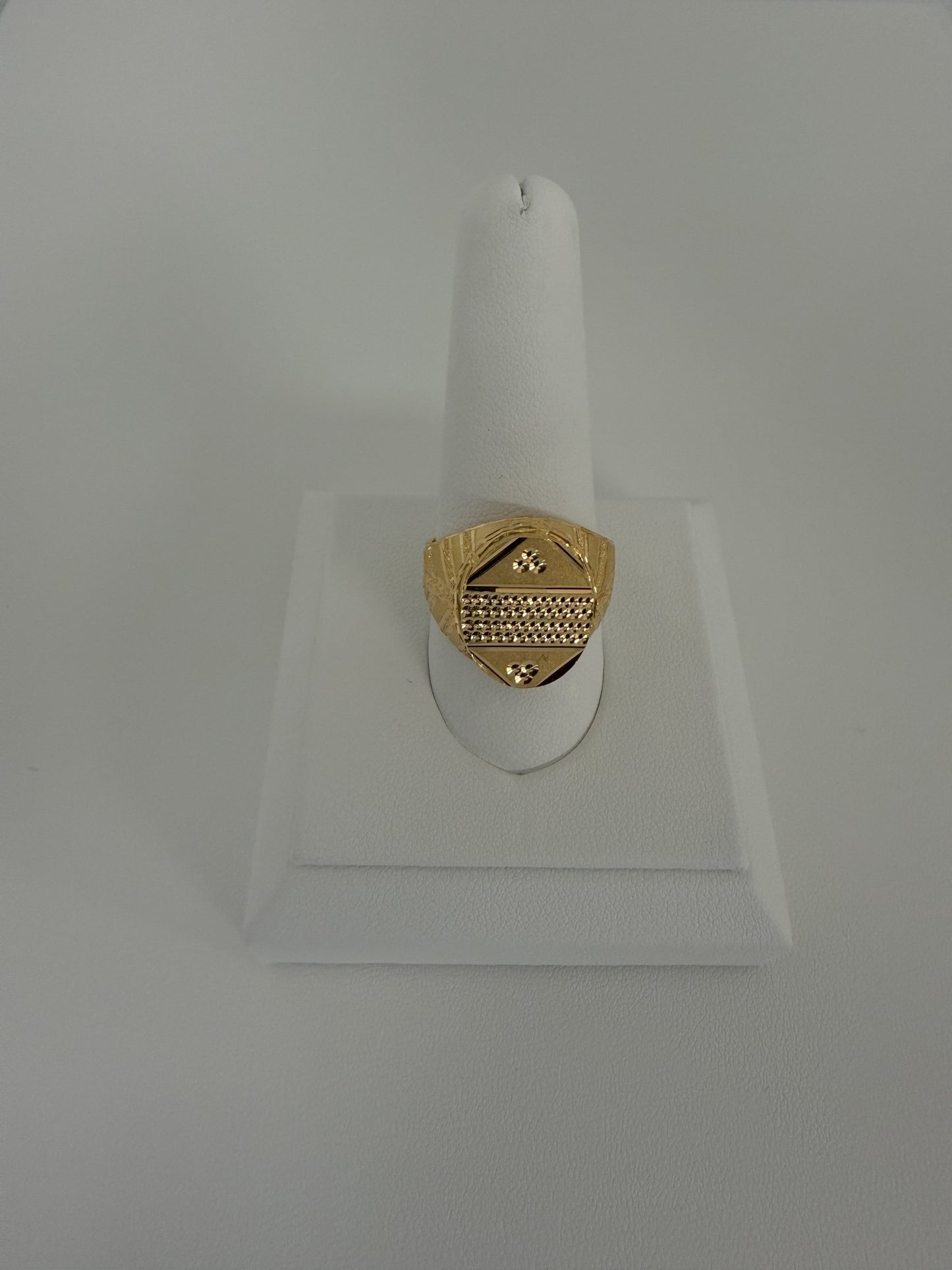 22KT GOLD MENS RING 5.6GM