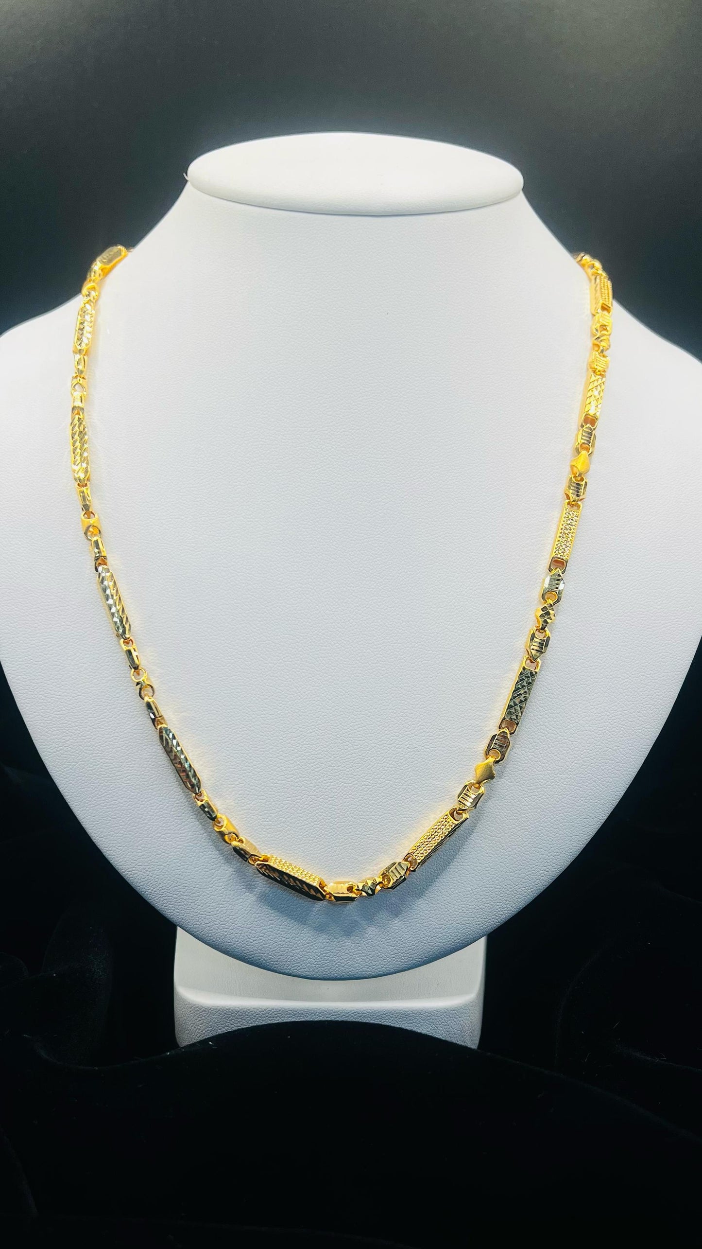 22K Gold Two-Tone Diamond-Cut 20.5gm