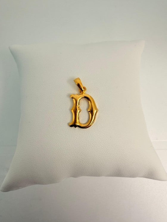 22KT GOLD INITIALS CHARM 2.2 GM