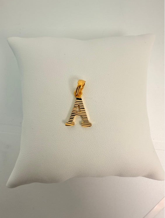 22KT GOLD INITIALS CHARM 1.2 GM