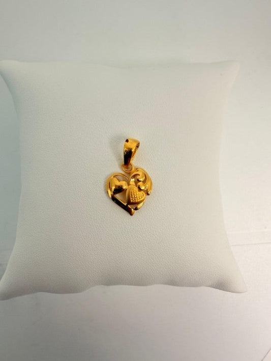 22KT GOLD FANCY CHARM 1.8 GM