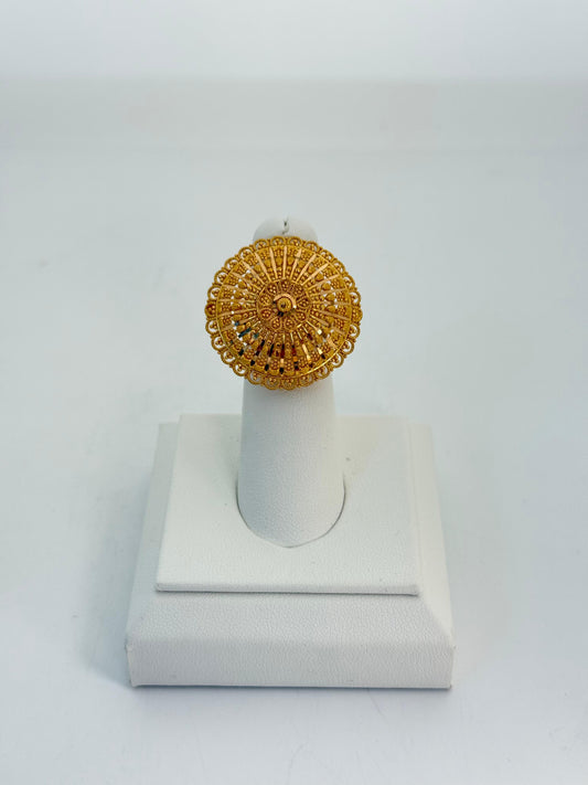 22KT GOLD LADIES RING 10.1 GM