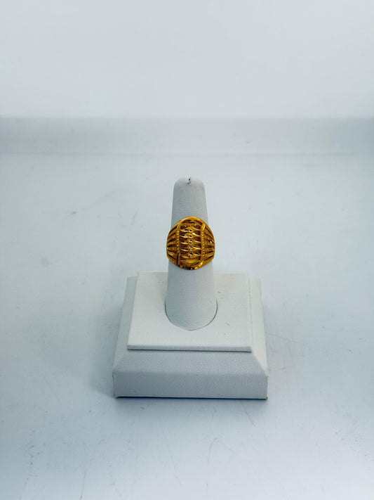 22KT GOLD LADIES RING 4.8 GM