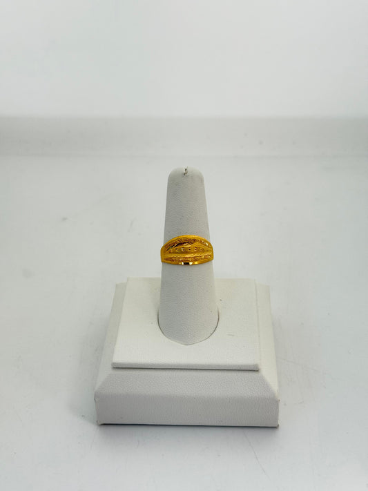 22KT GOLD LADIES RING 2.8 GM