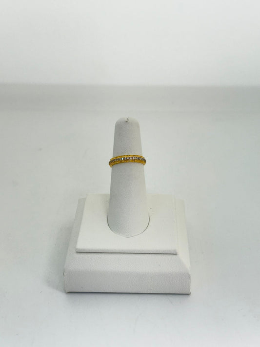 22KT GOLD LADIES RING 2.5 GM