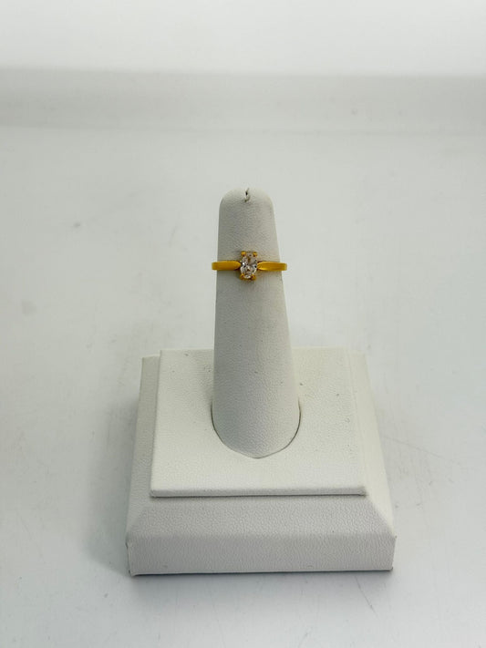22KT GOLD LADIES RING 2 GM