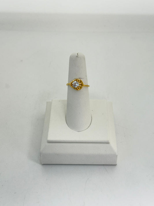 22KT GOLD LADIES RING 2.4 GM