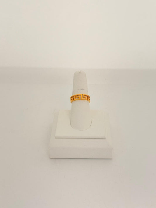 22KT GOLD LADIES RING 2.8 GM