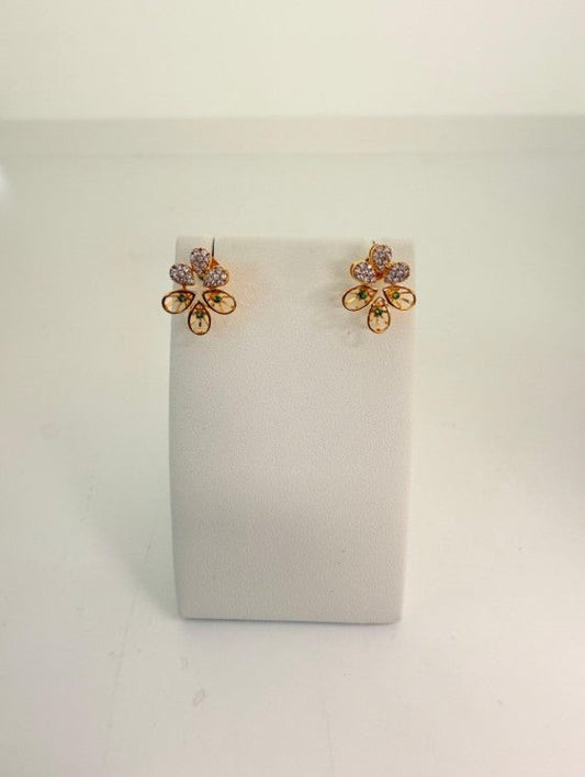 22KT GOLD EARRINGS 4.3 GM