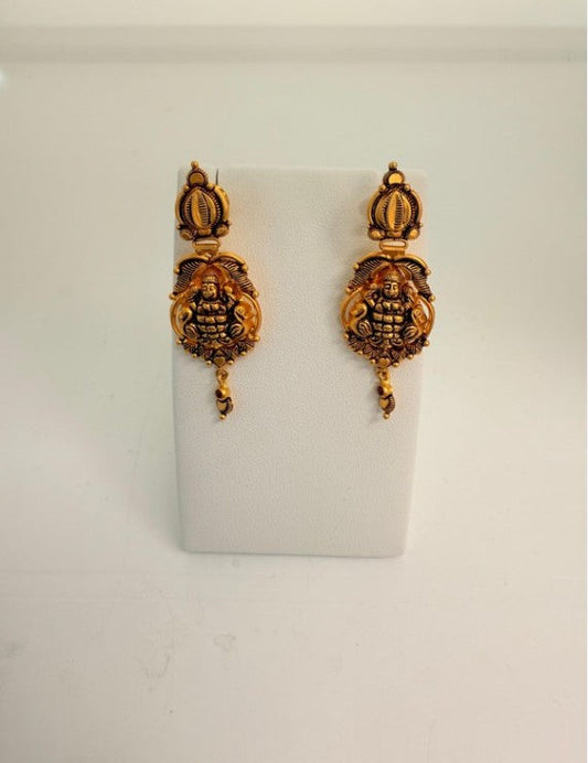22KT GOLD EARRINGS 6.4 GM