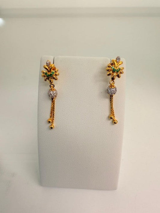 22KT GOLD EARRINGS 4.9 GM