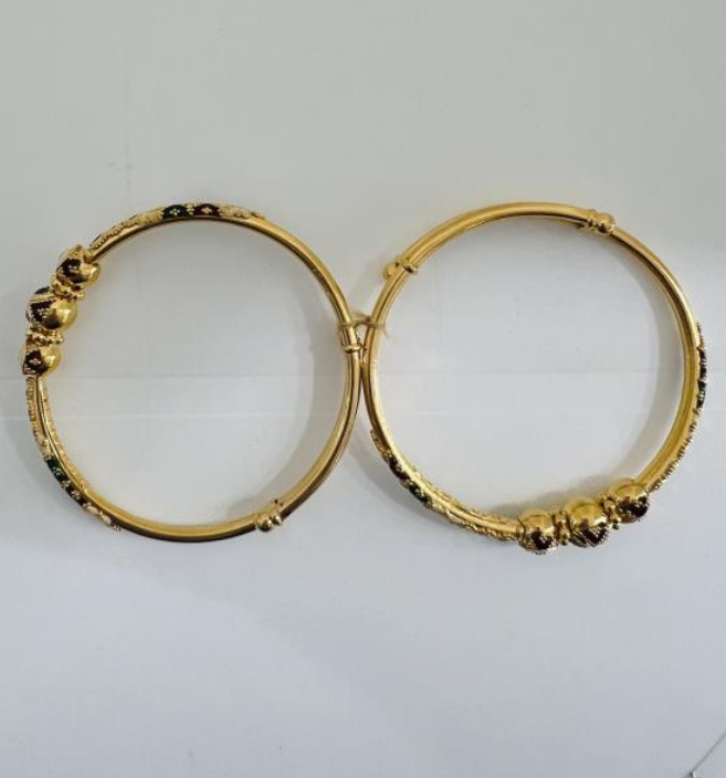 22KT GOLD PAIR OF BABY BANGLES 14GM