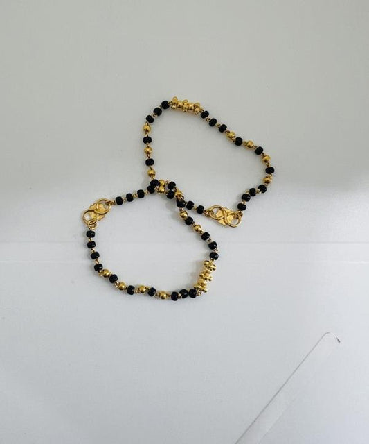 22KT GOLD PAIR OF BABY BRACELETS 4.9GM