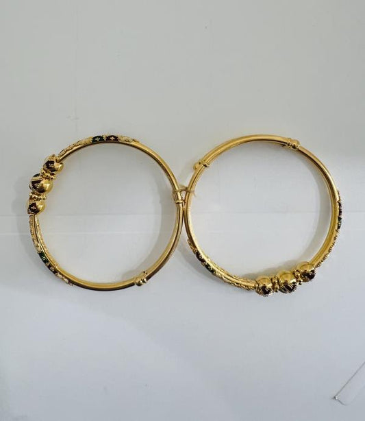 22KT GOLD PAIR OF BABY BANGLES 14GM