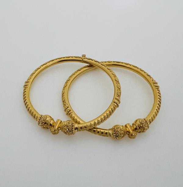 22KT GOLD SET OF 2 BANGLES EACH 16.8GM