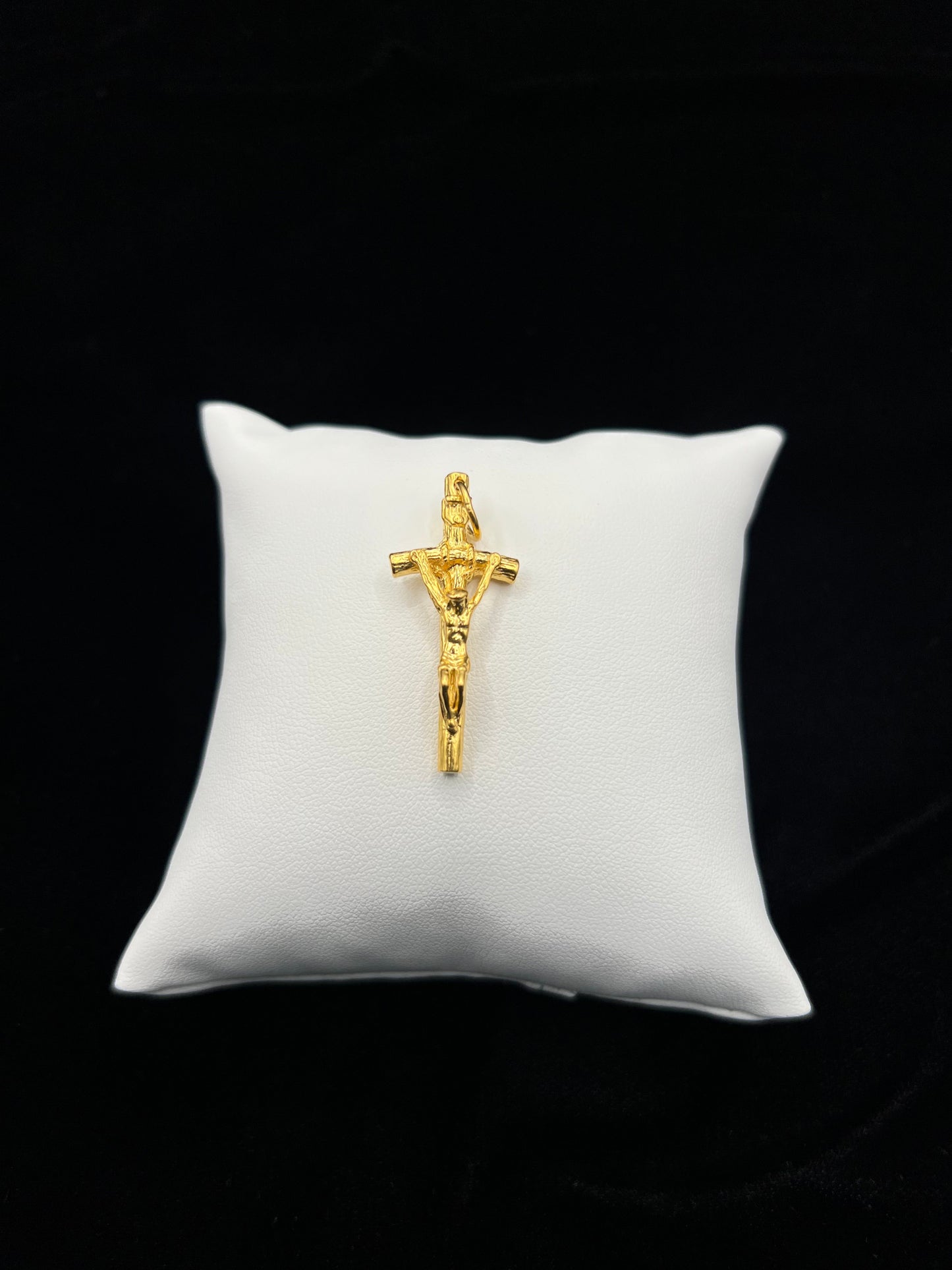 22K GOLD CHARM 8.4 GM