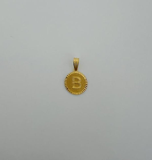 22KT GOLD B INITIAL CHARM 1.3GM