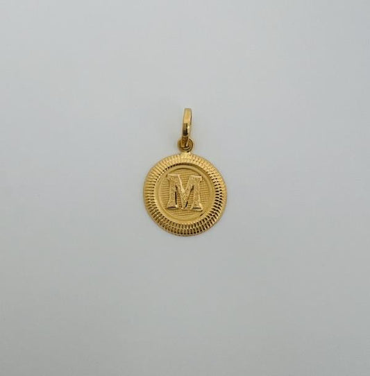 22KT GOLD M INITIAL CHARM 2GM