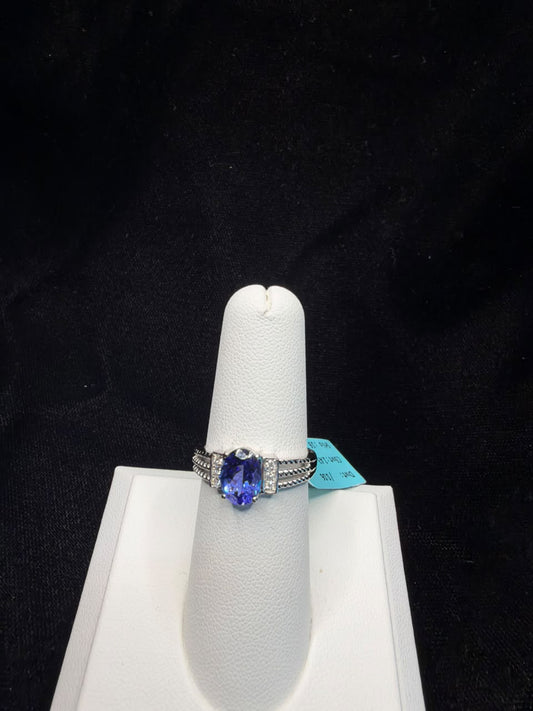 Tanzanite & Diamond Ring 0.06CT