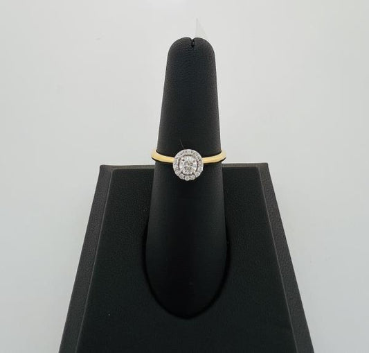 18KY DIAMOND RING GOLD WT: 3.11GM, DIA WT: 0.31CT