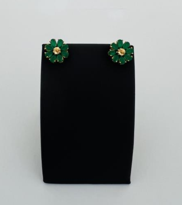 22KT GOLD EMERALD EARRINGS 6.3GM