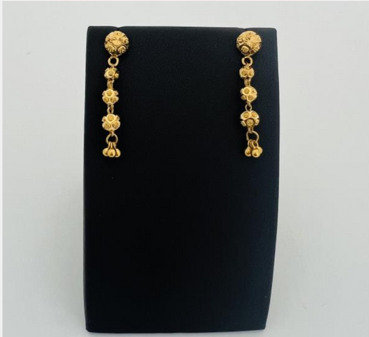 22KT GOLD EARRINGS ONLY 4.1GM