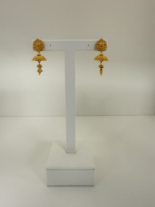 22KT GOLD  EARRINGS  2.8 GM