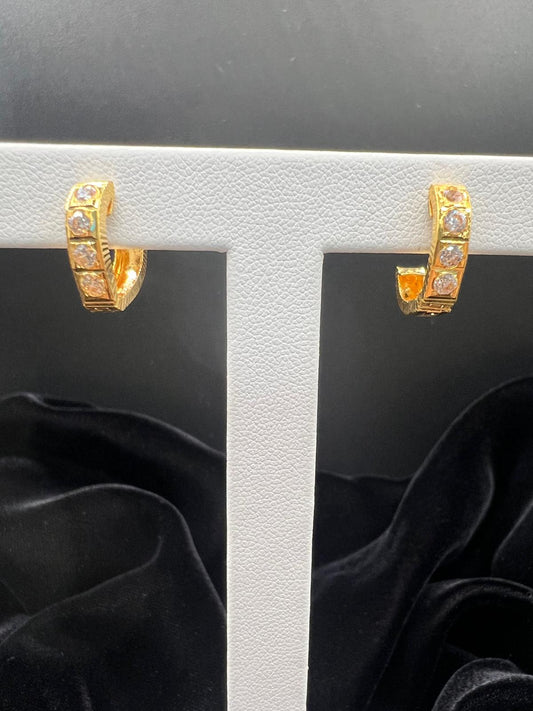 22KT Two-Tone Huggie Earrings 3gm