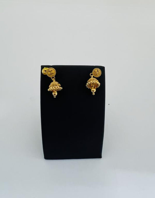 22KT GOLD EARRINGS 5.8GM