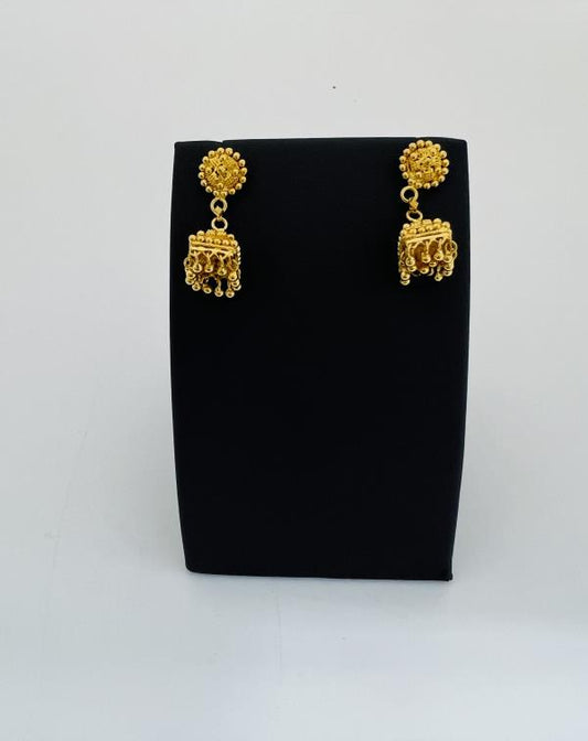 22KT GOLD EARRINGS 4.4GM