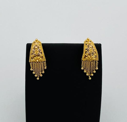 22KT GOLD EARRINGS 4.5GM