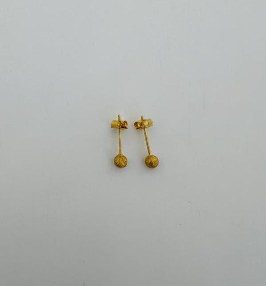 22KT GOLD EARRINGS 1.2GM