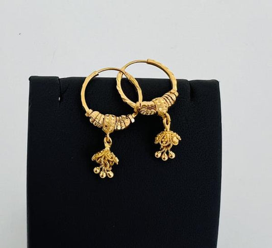 22KT GOLD EARRINGS 3.7GM